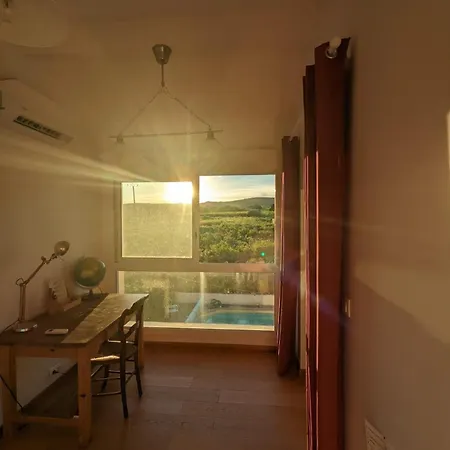 House With Sea View Pool And Countryside וילה פרונטיניאן